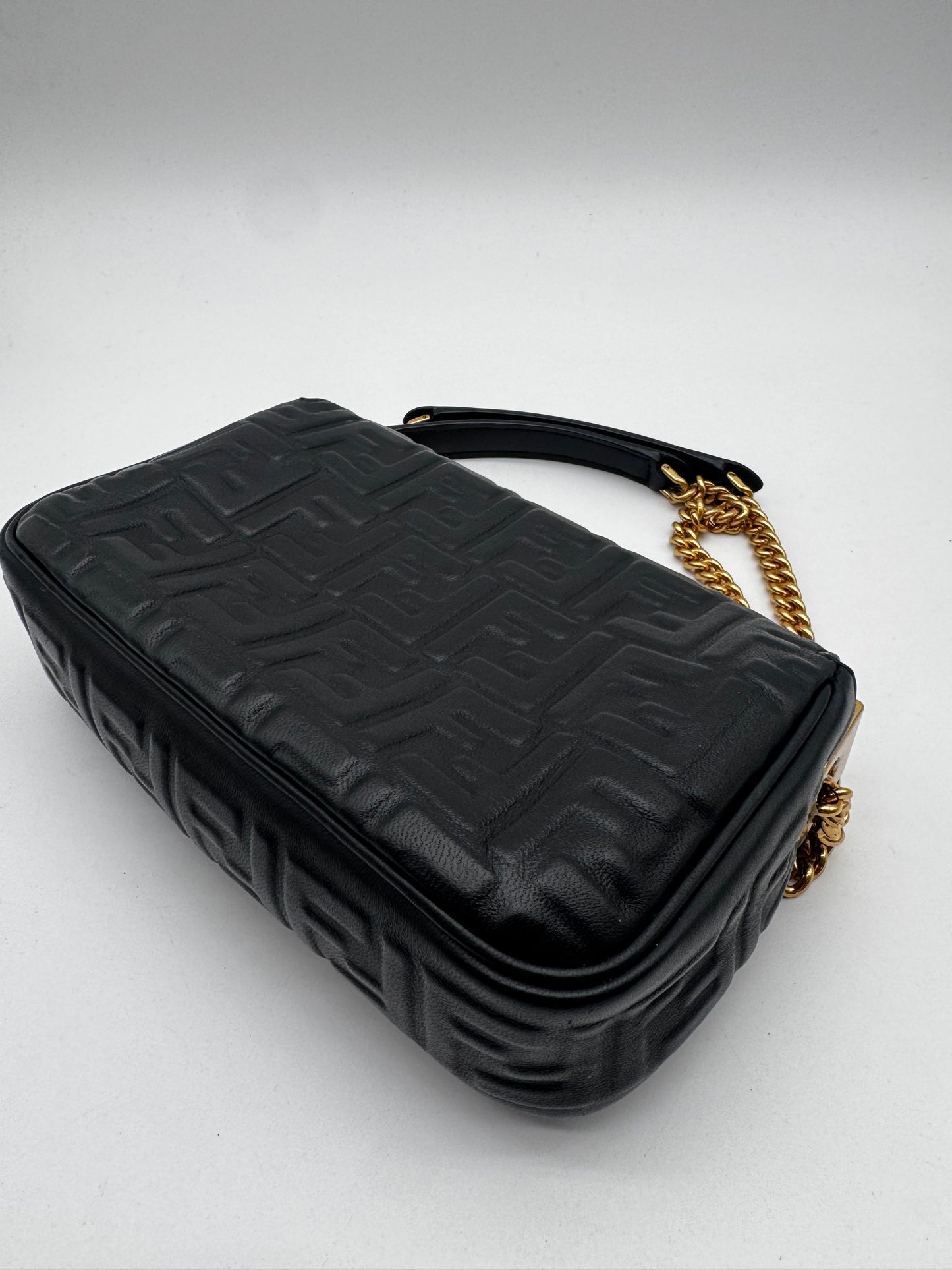 BLACK FENDI BAGUETTE (NEW ARRIVAL!)