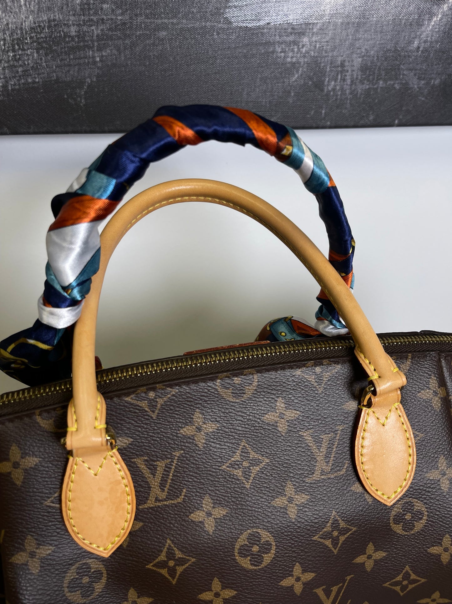 LOUIS VUITTON MM TURNNE