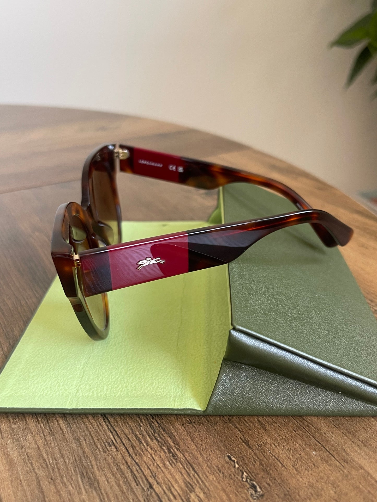 WOMEN’S LONGCHAMP SUNGLASSES