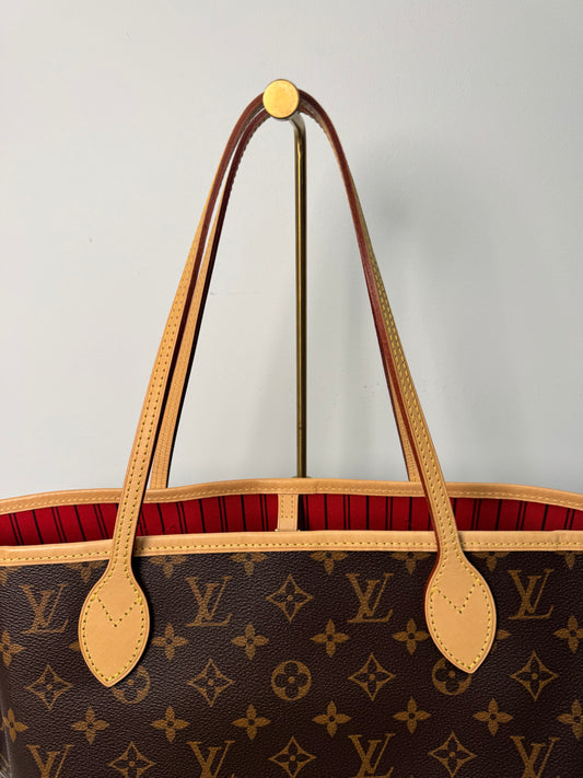 LOUIS VUITTON NEVERFULL MM MONGRAM WITH POUCH (LIKE-NEW!)