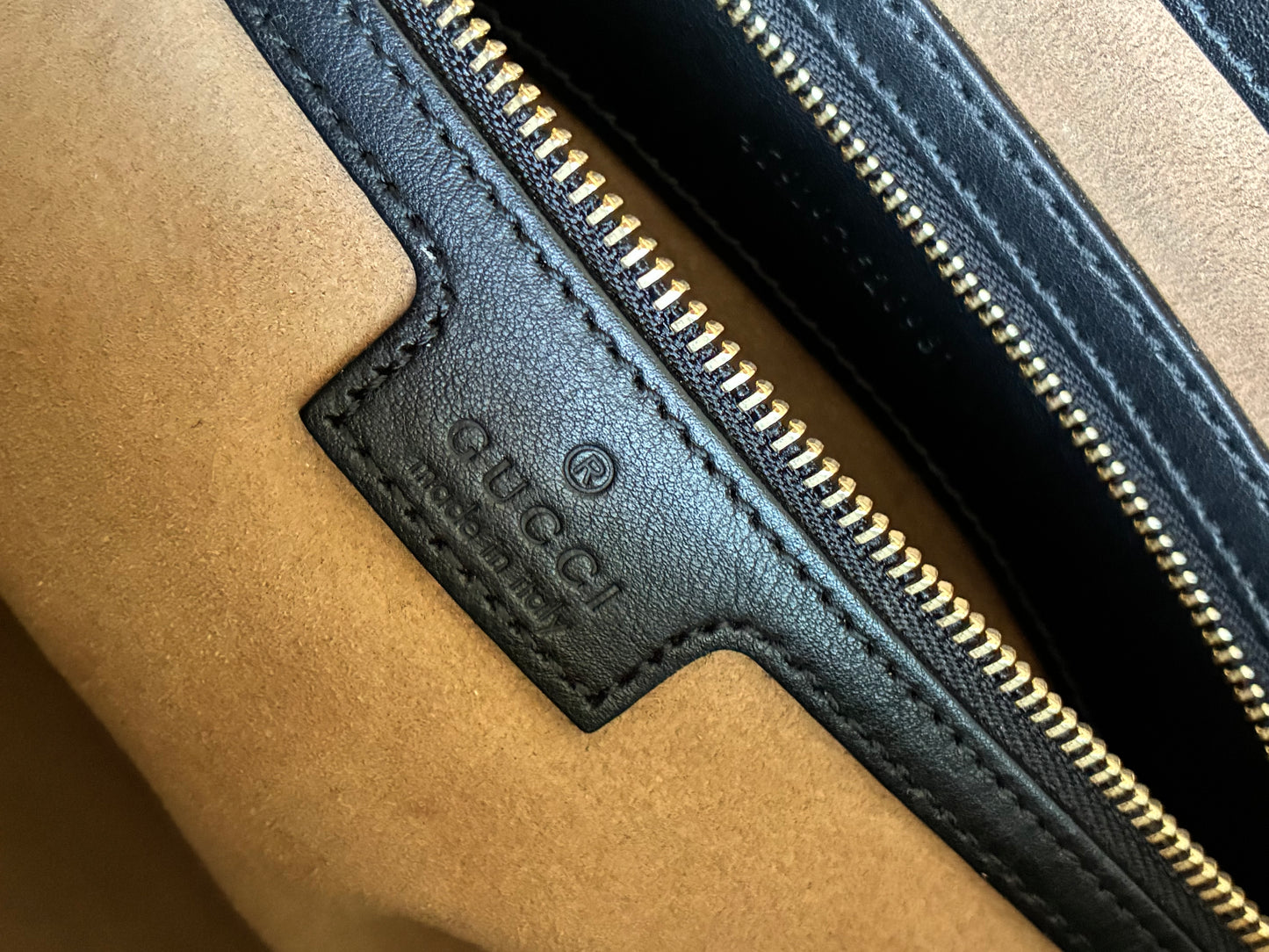 BLACK GUCCI PADLOCK TOTE
