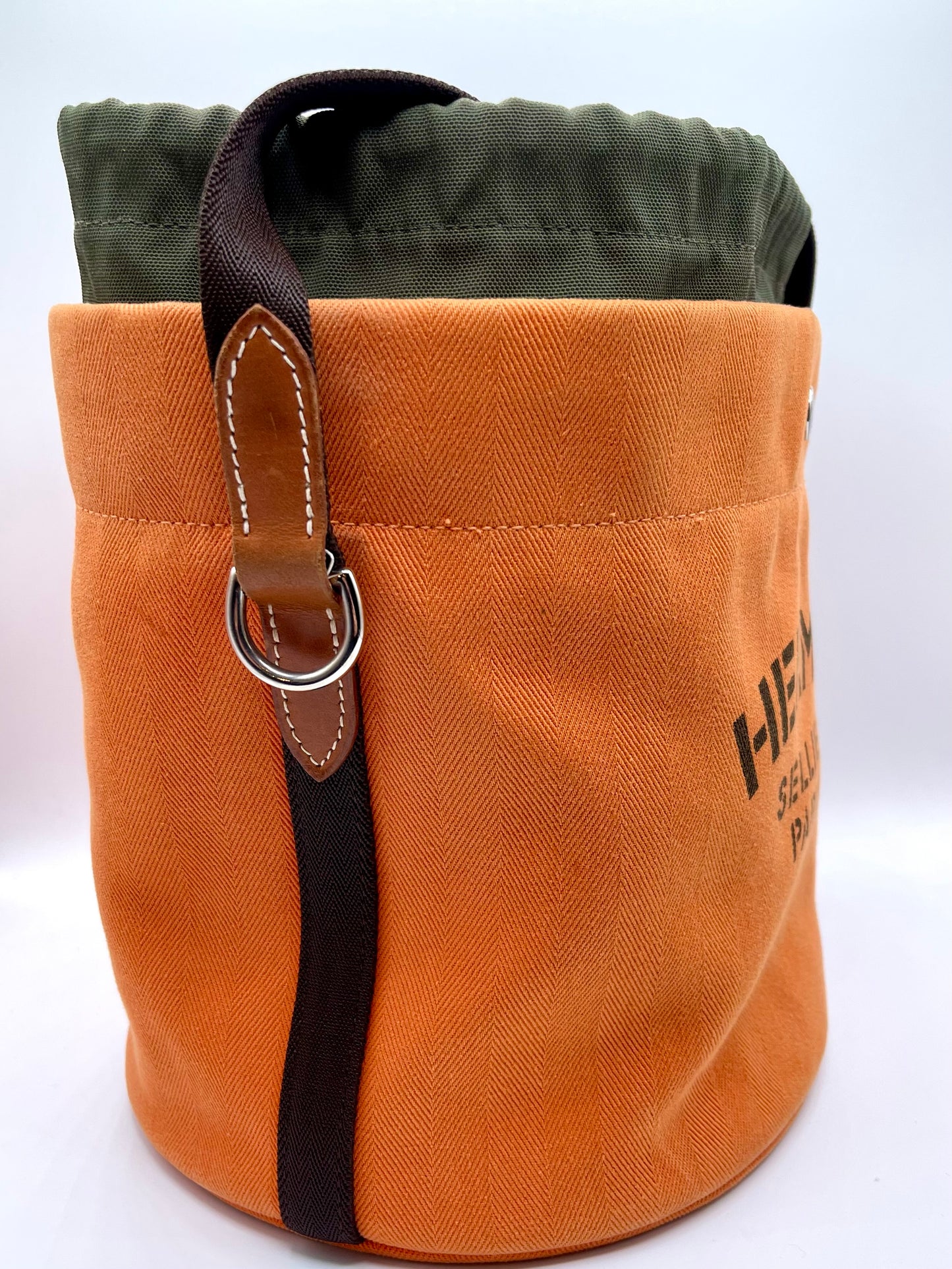 ORANGE HERMES CANVAS BUCKET BAG