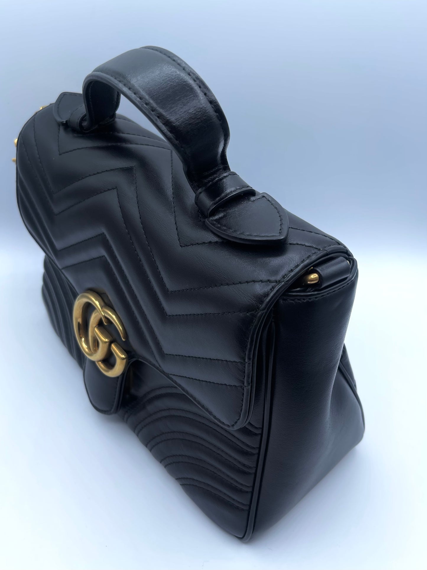 GUCCI CALFSKIN MATELASSE SMALL WITH CROSSBODY STRAP