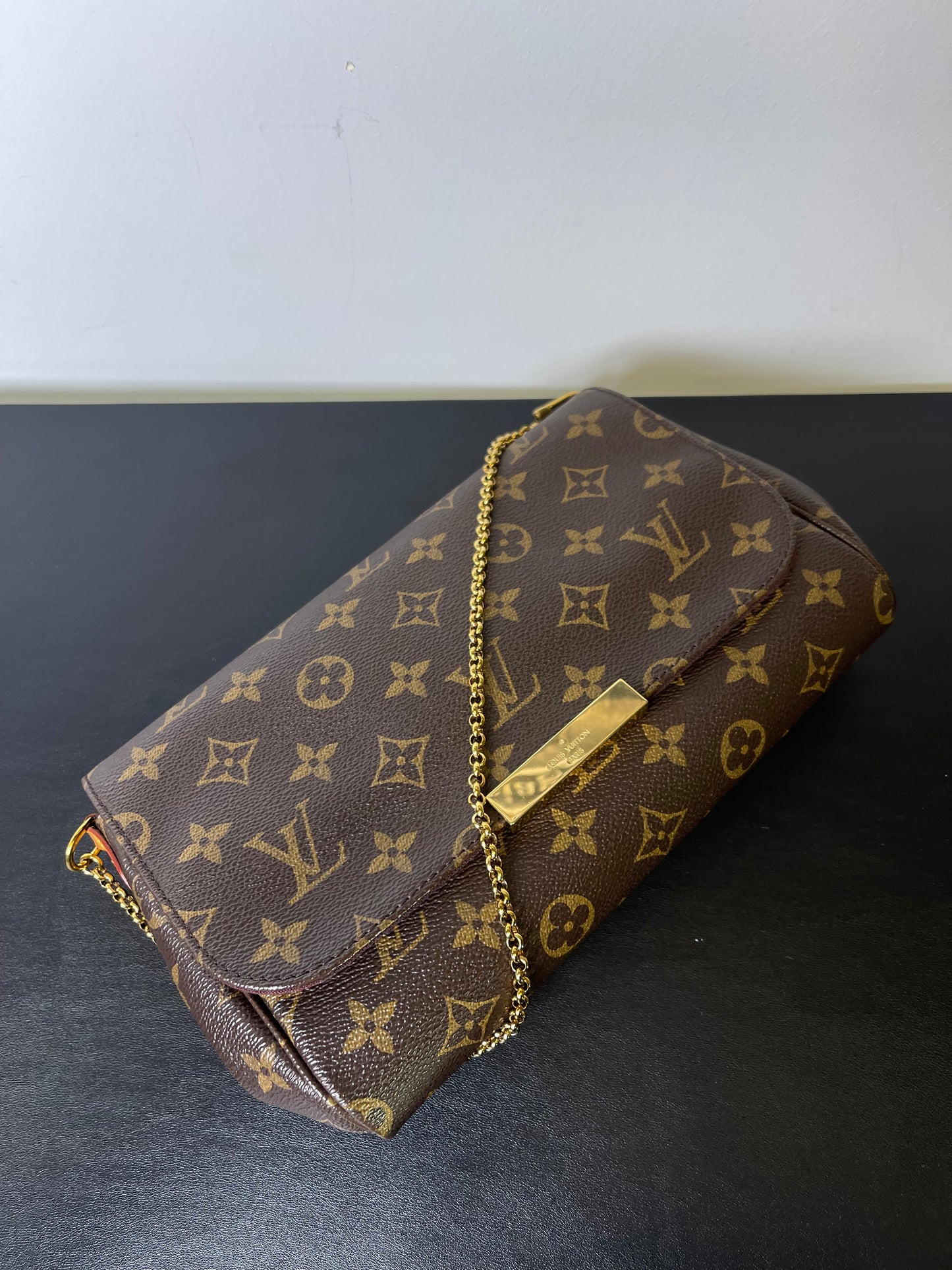 LOUIS VUITTON MM MONOGRAM FAVORITE