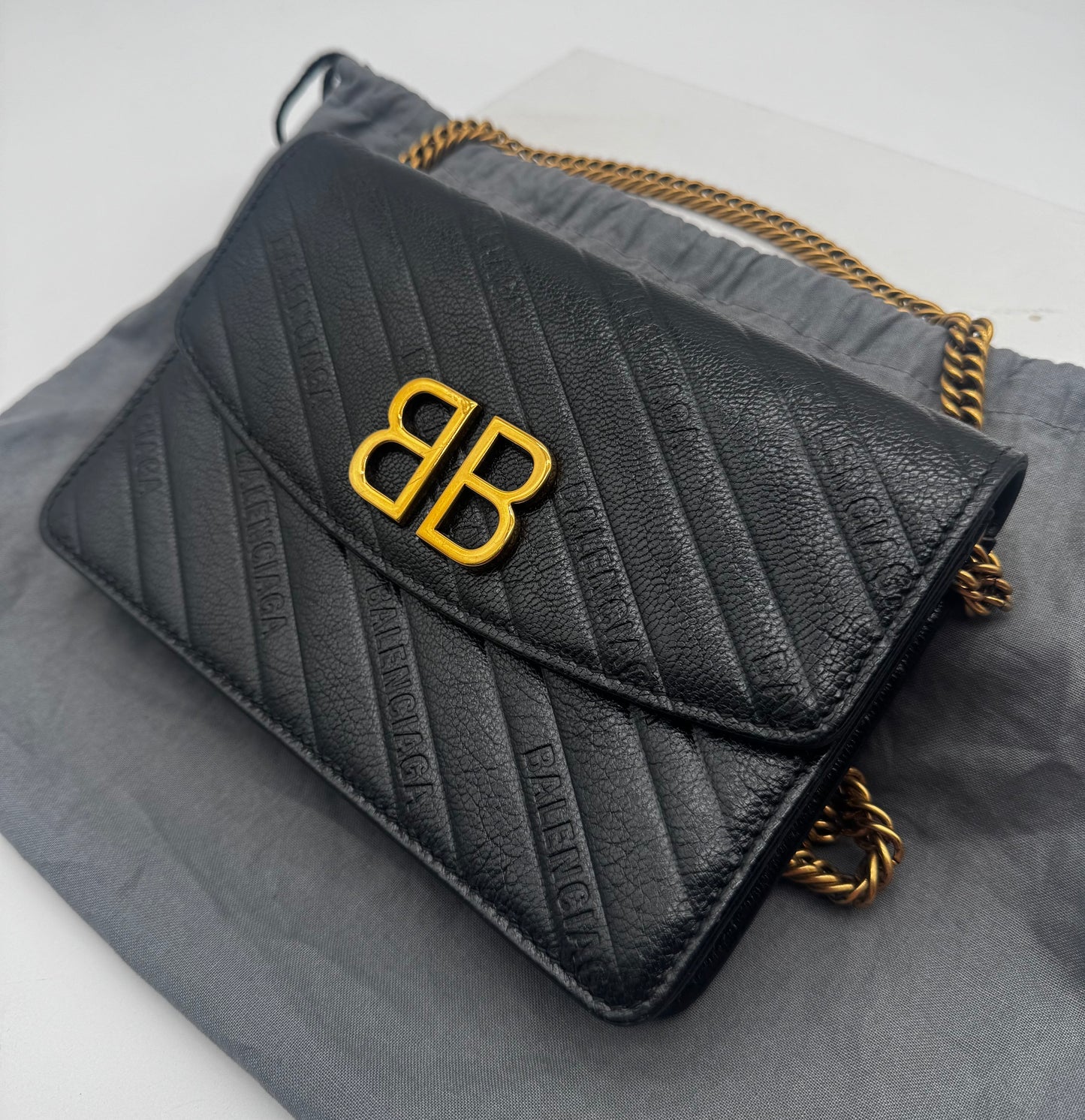 BALENCIAGA CROSSBODY WALLET ON CHAIN
