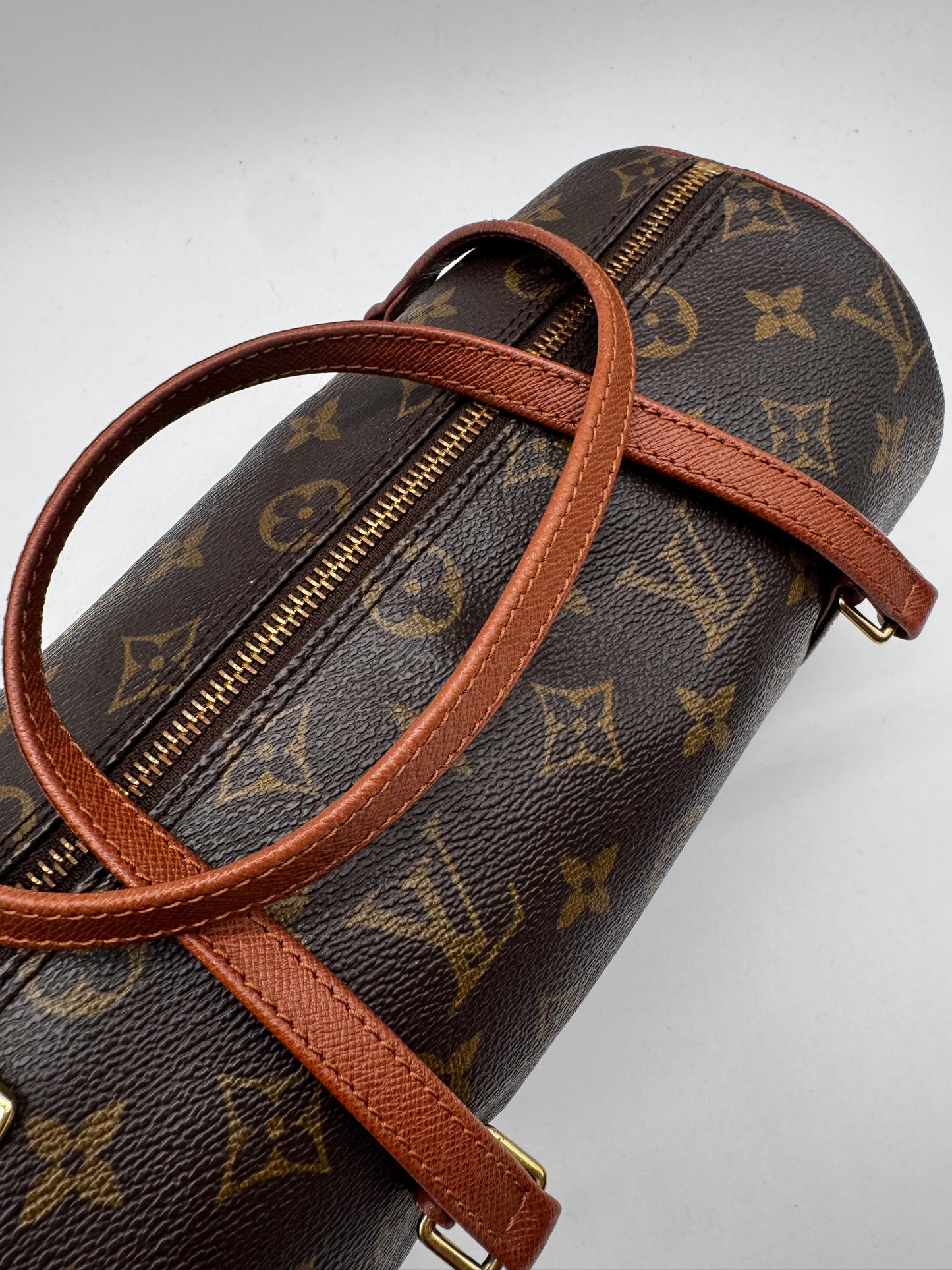 LOUIS VUITTON PAPILLON 26 MONOGRAM