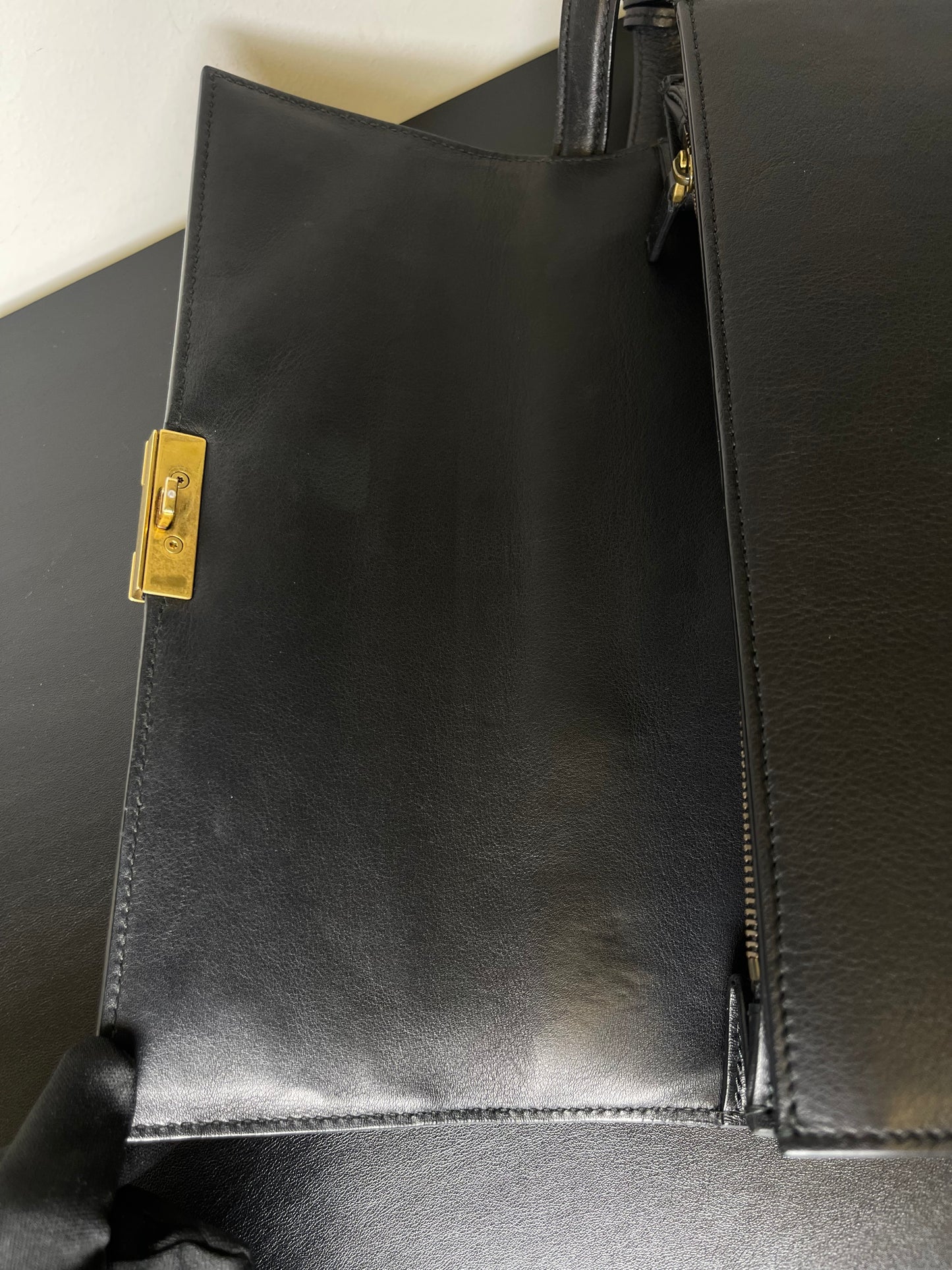 GUCCI BLACK SHOULDER BAG STUDDED GOLD HARDWARE