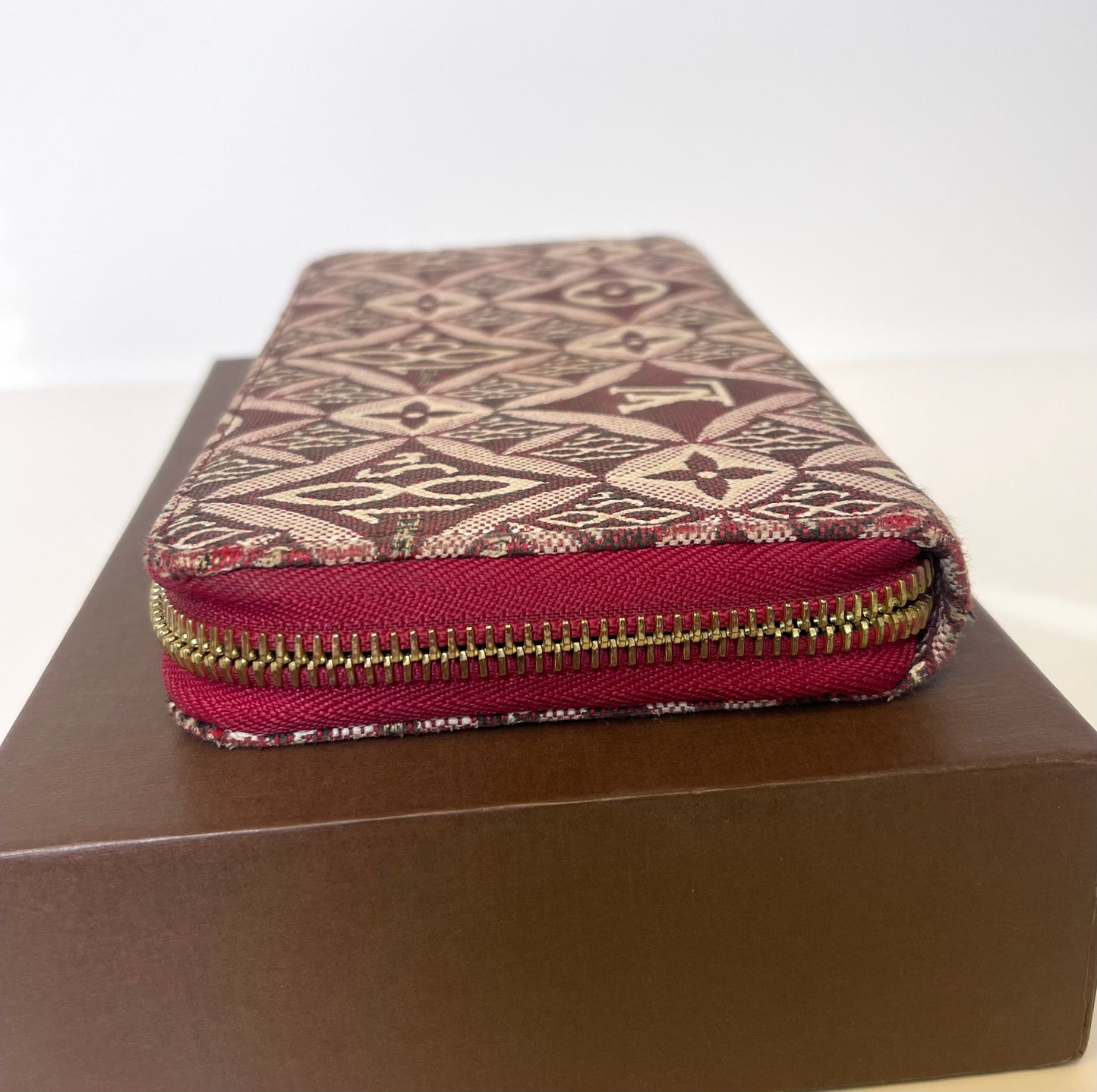 LOUIS VUITTON 1854 JACQUARD COLLECTION ZIPPY WALLET