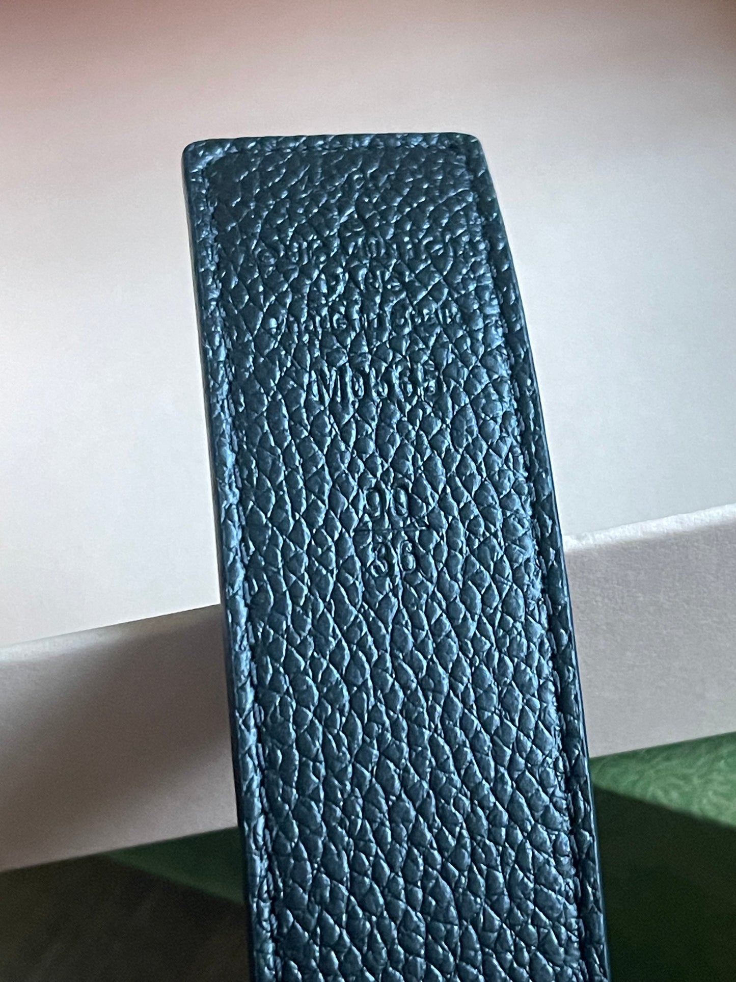 REVERSIBLE LOUIS VUITTON BELT