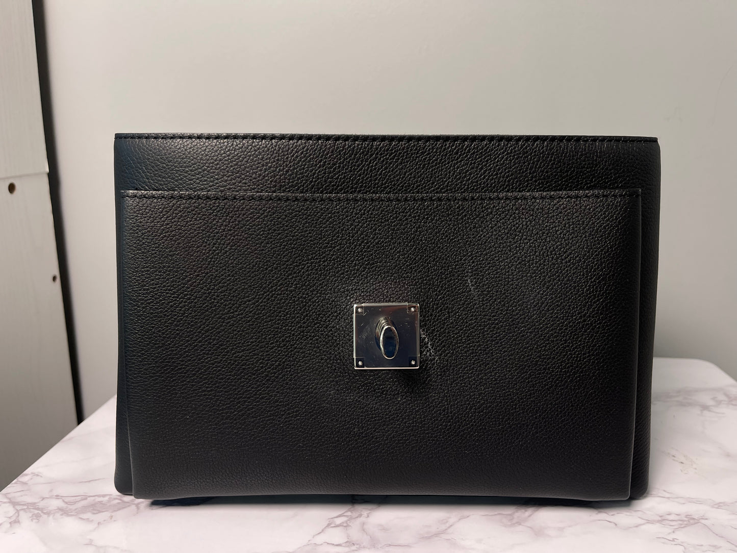 LOUIS VUITTON LOCKME BAG BLACK