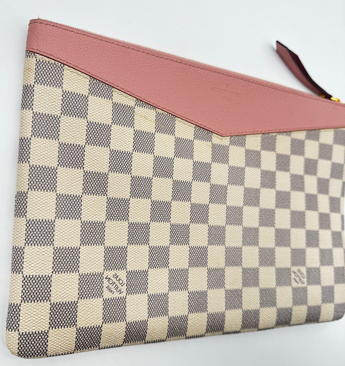 LOUIS VUITTON TOILETRY POUCH AZUR DAMIER PINK INTERIOR