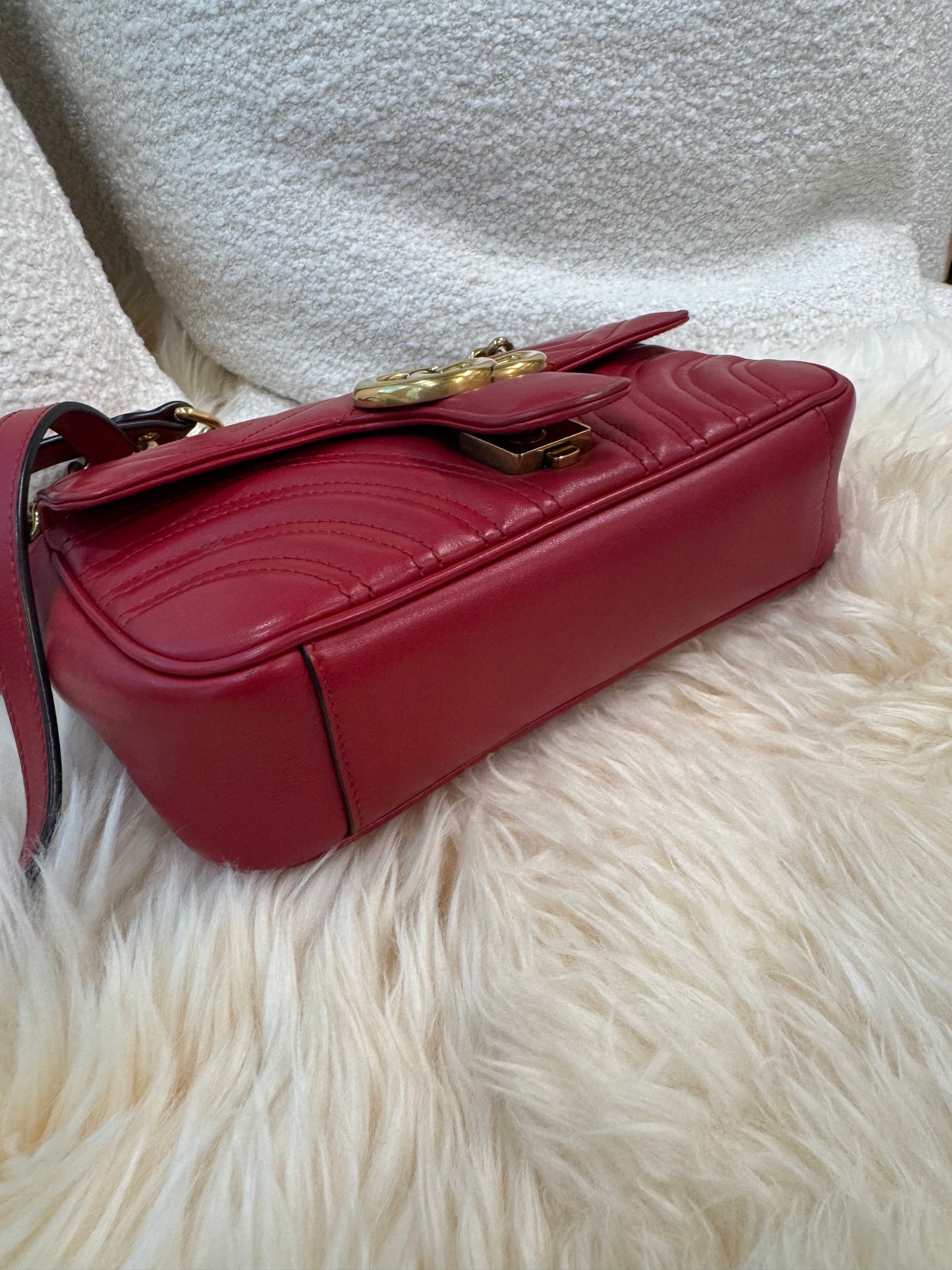 RES GUCCI SMALL CROSSBODY