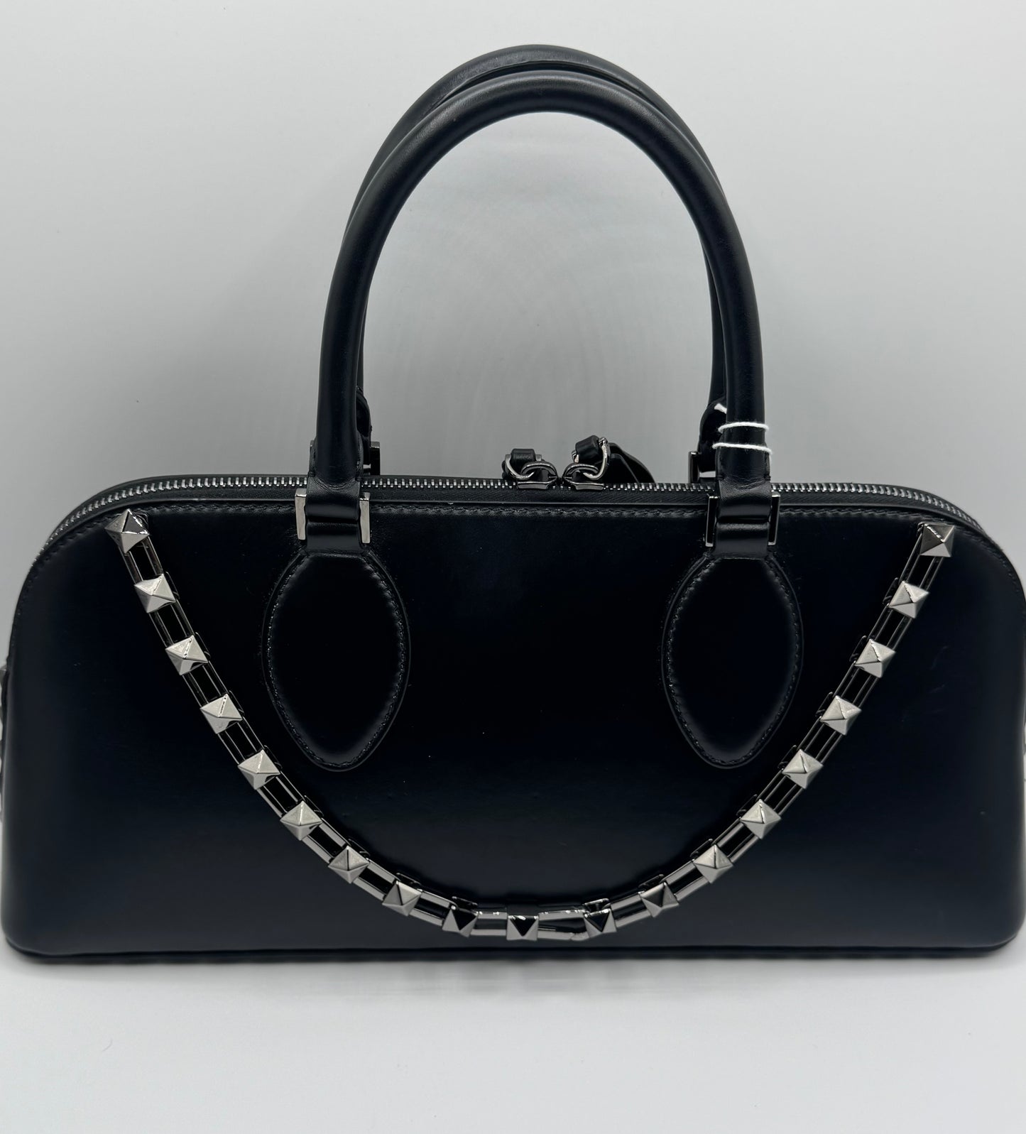 BLACK STUDDED VALENTINO BAG WITH STRAP