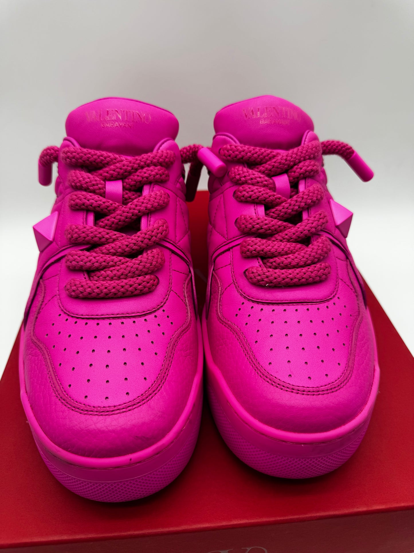VALENTINO MEN’S SNEAKERS SIZE 43 (LIMITED EDITION)