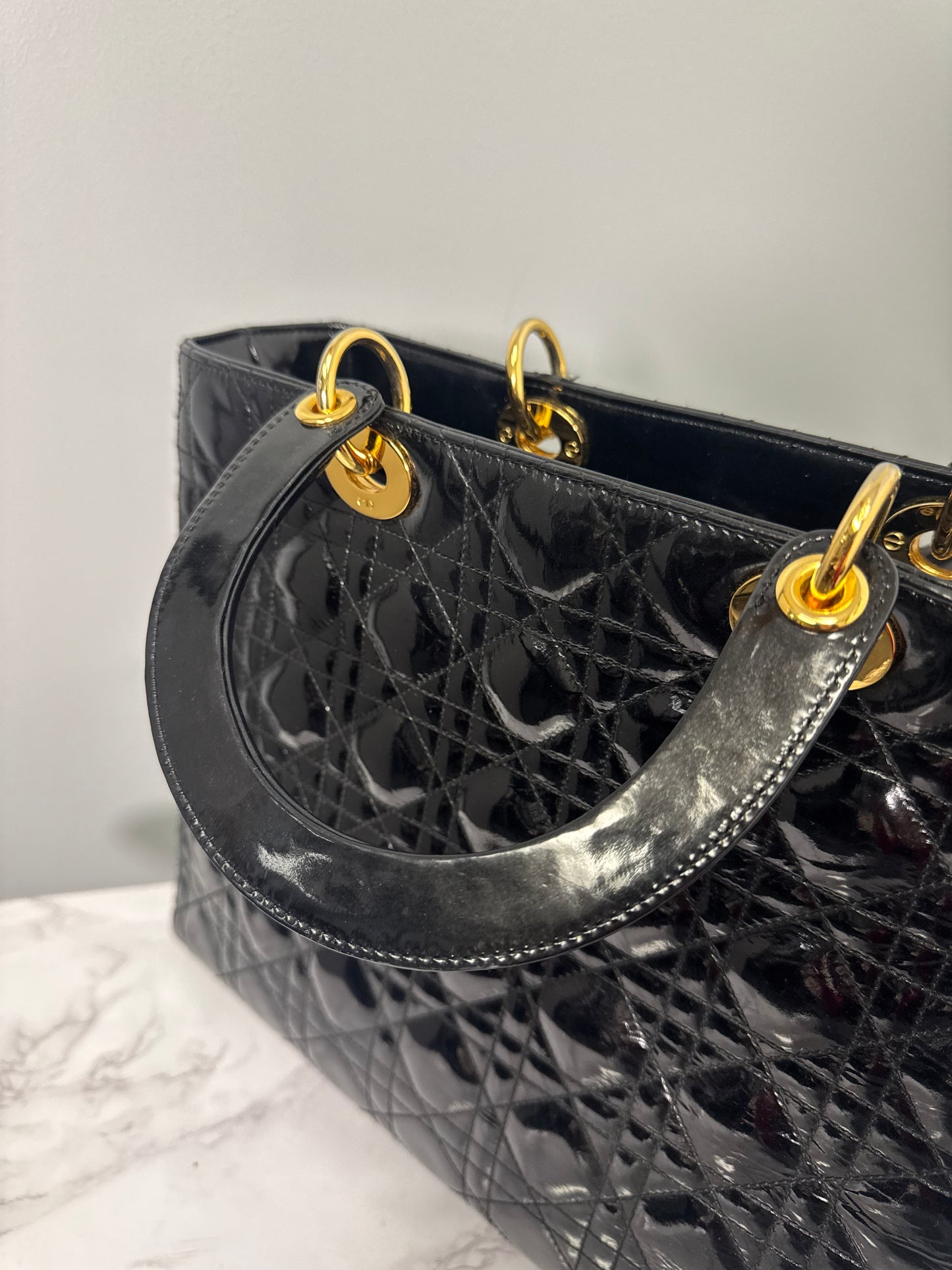 LADY DIOR BLACK PATENT LEATHER WITH GOLD HARDWARE LARGE