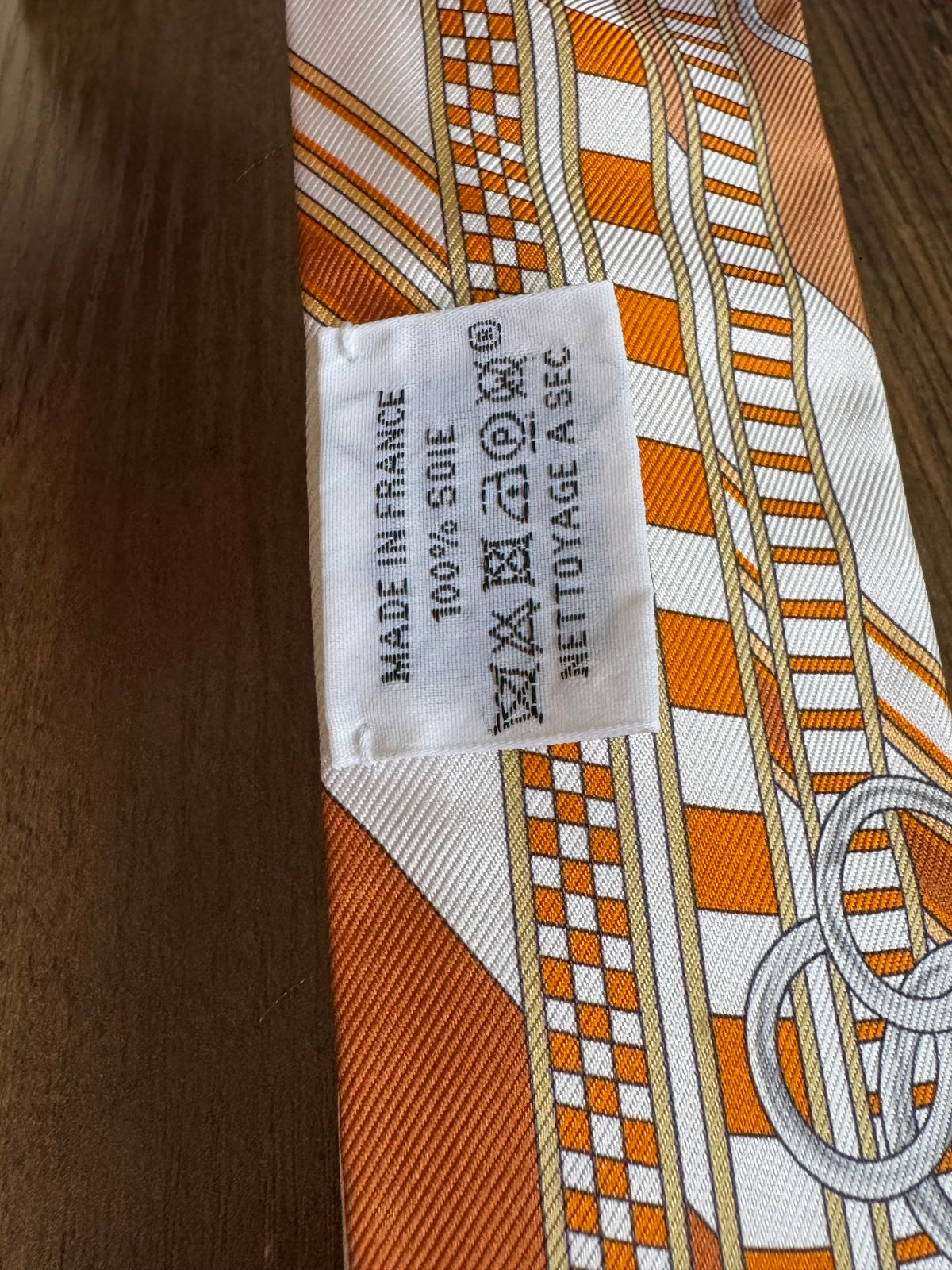 HERMES TWILLY ORANGE AND WHITE