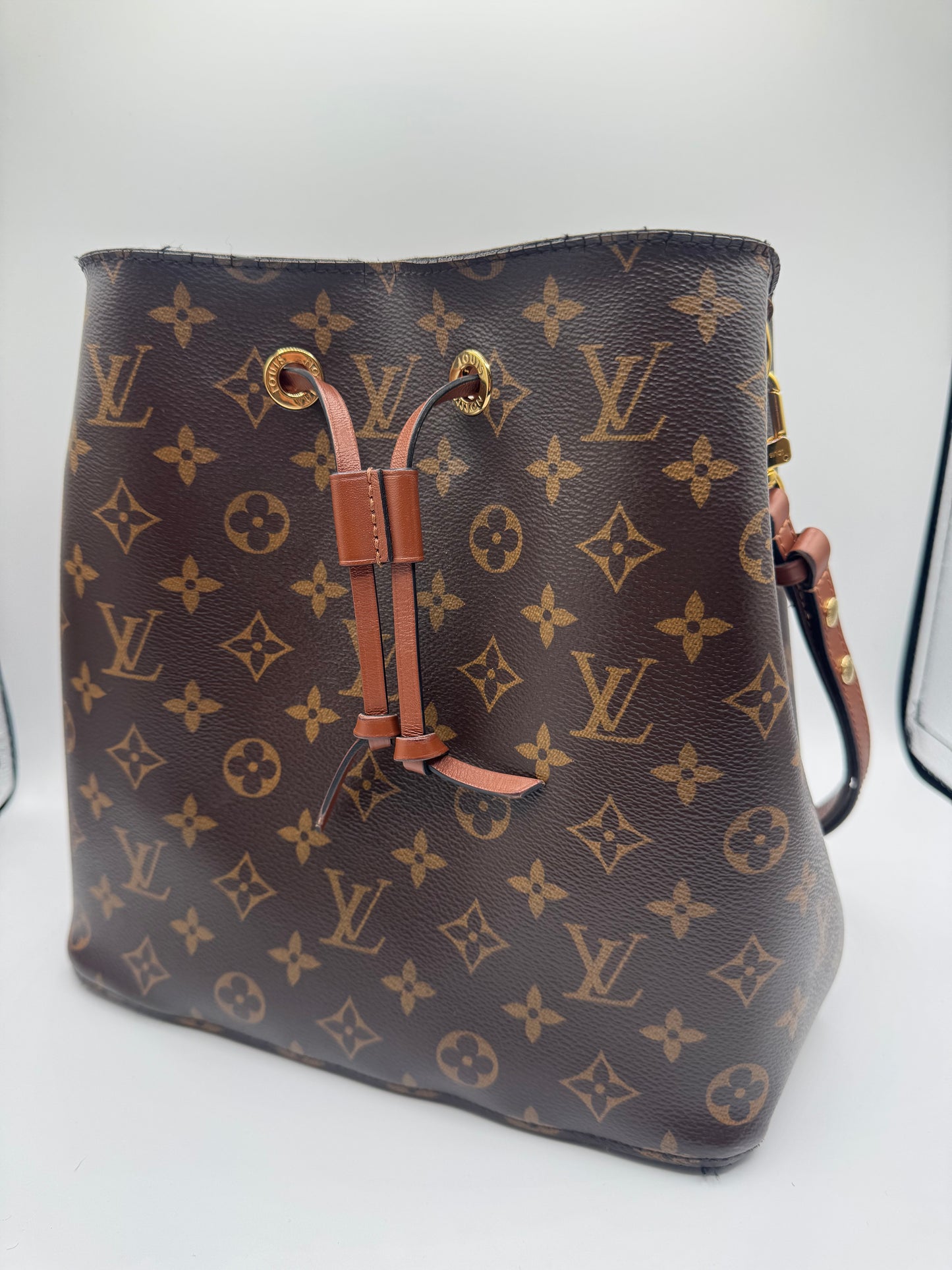 LOUIS VUITTON NEO NOE MONOGRAM