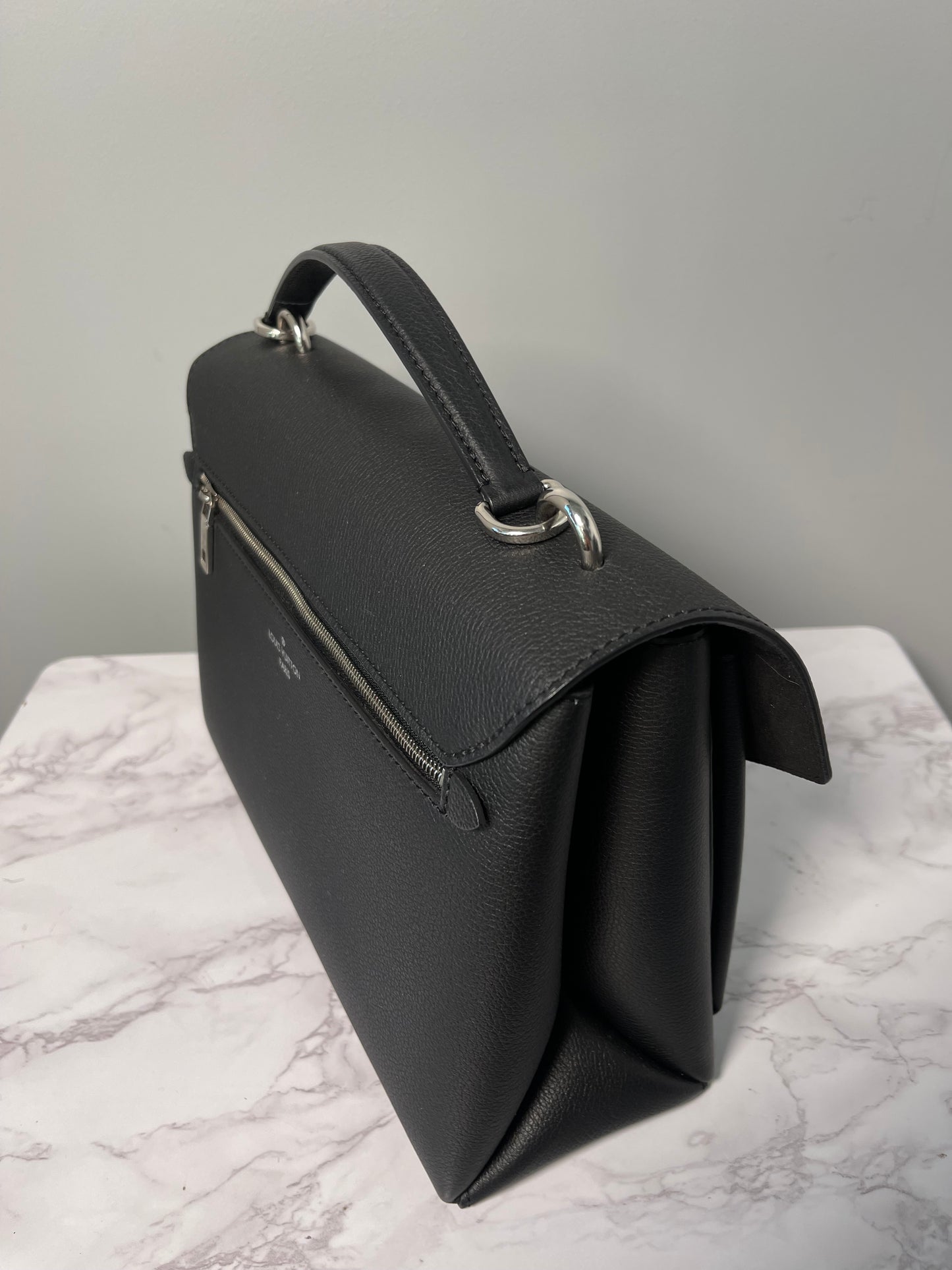 LOUIS VUITTON LOCKME BAG BLACK