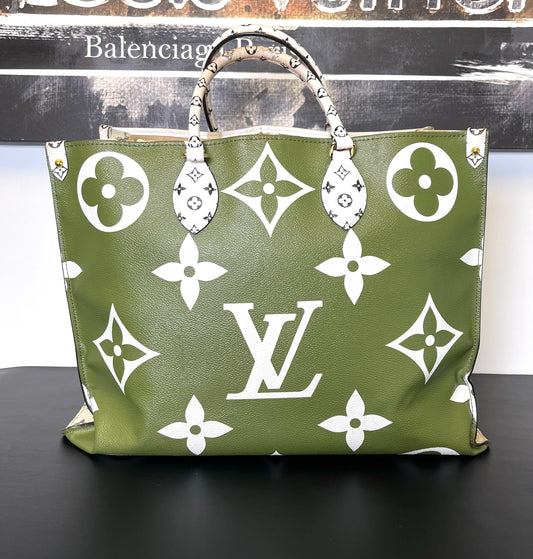 LOUIS VUITTON ON THE GO GM MONOGRAM WHITE KHAKI GREEN BEIGE
