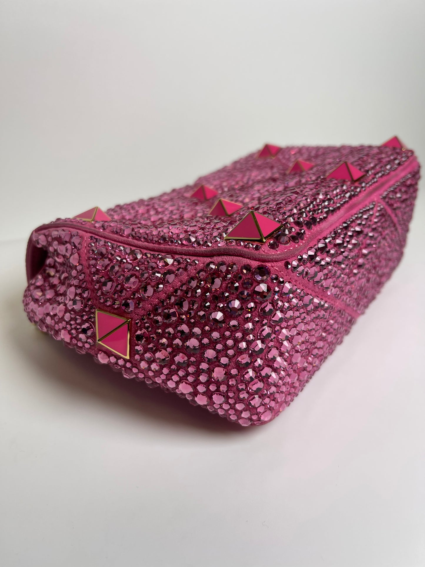 VALENTINO GARAVANI SHOULDER BAG PINK CRYSTAL ROMAN STUD