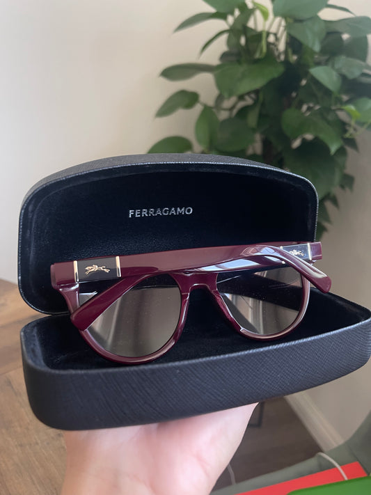 WOMEN’S FARAGAMO SUNGLASSES
