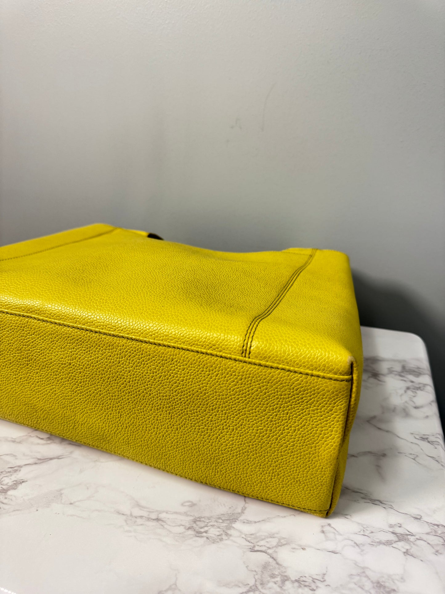 CHANEL LIME GREEN TOTE CAVIAR