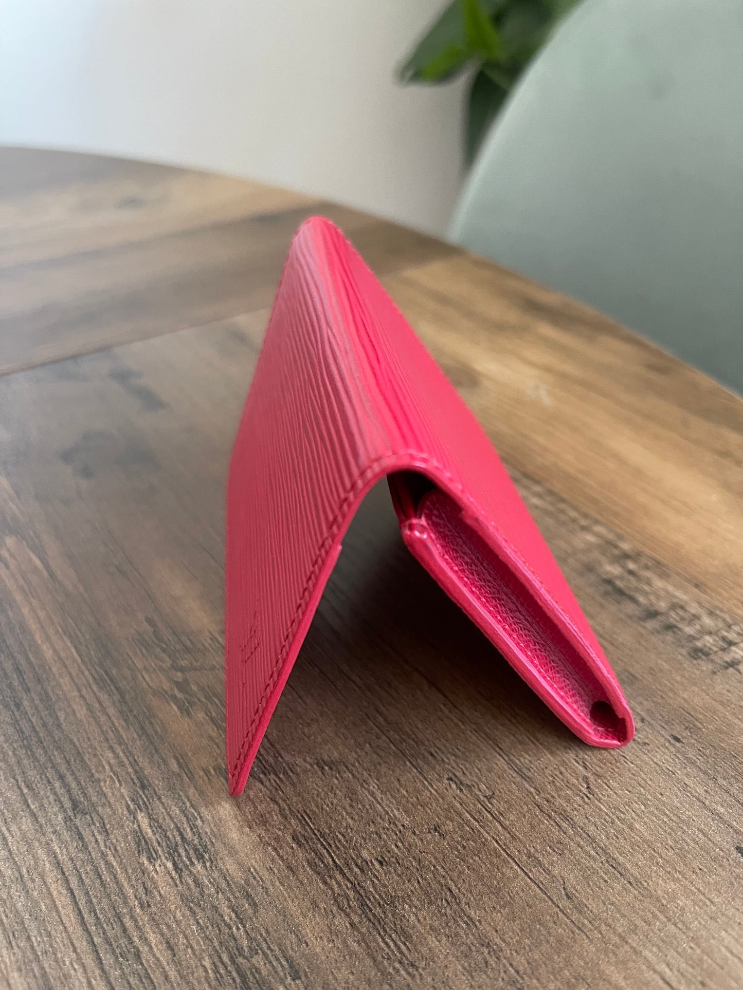 EPI RED LOUIS VUITTON CARD HOLDER