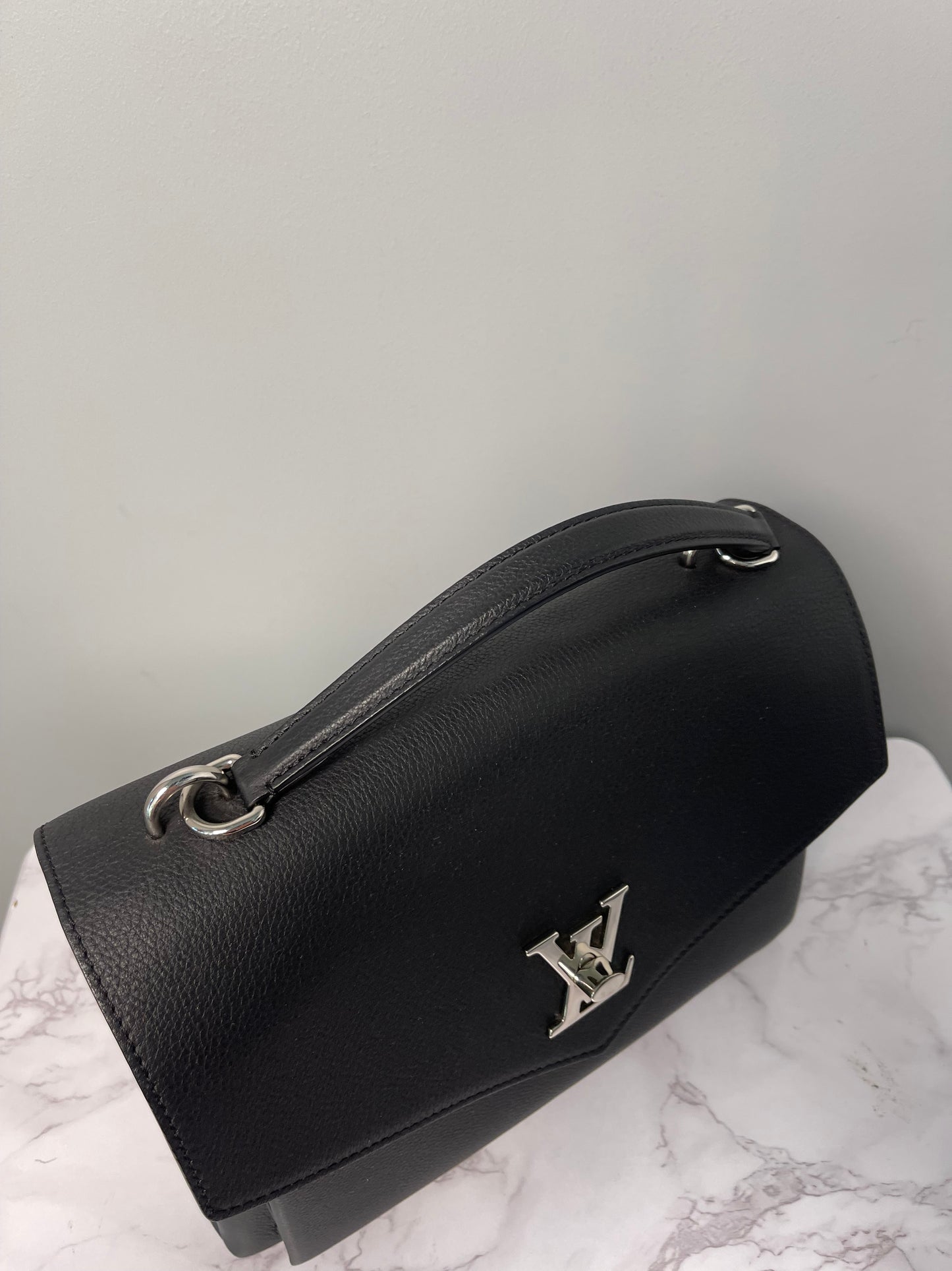 LOUIS VUITTON LOCKME BAG BLACK
