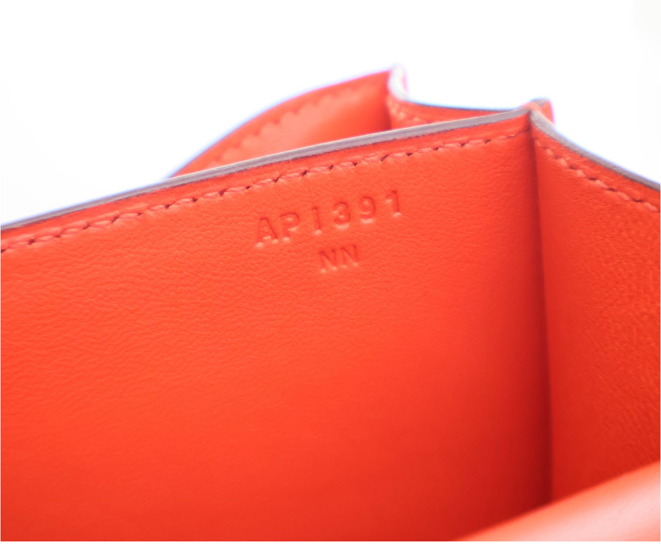 HERMES ROUGE TOMATE SWIFT MINI CONSTANCE 18
