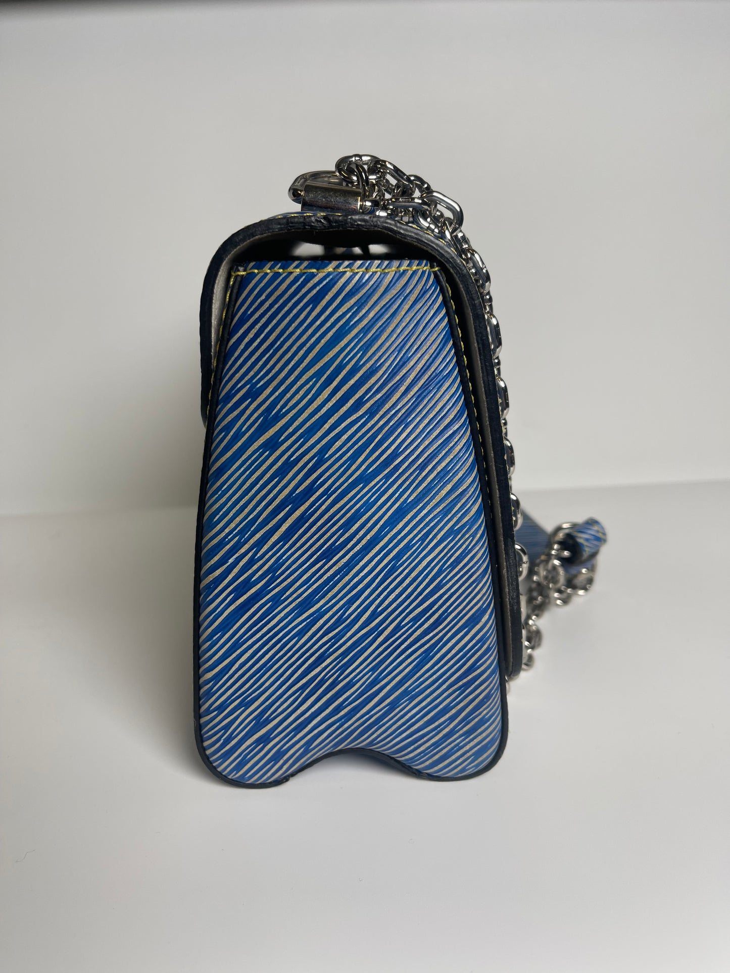 LOUIS VUITTON TWIST EPI BLUE CROSSBODY