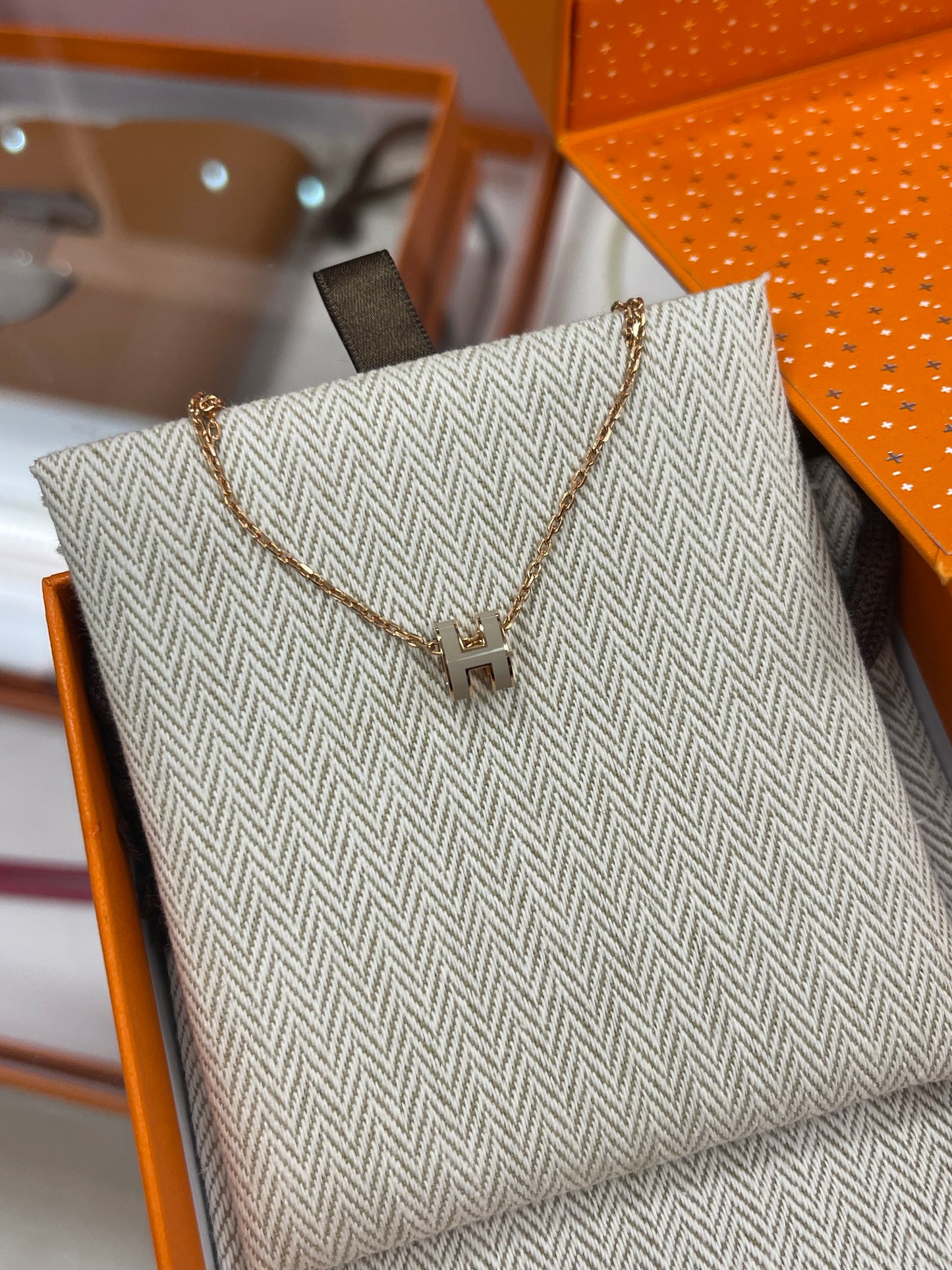 HERMES NECKLACE