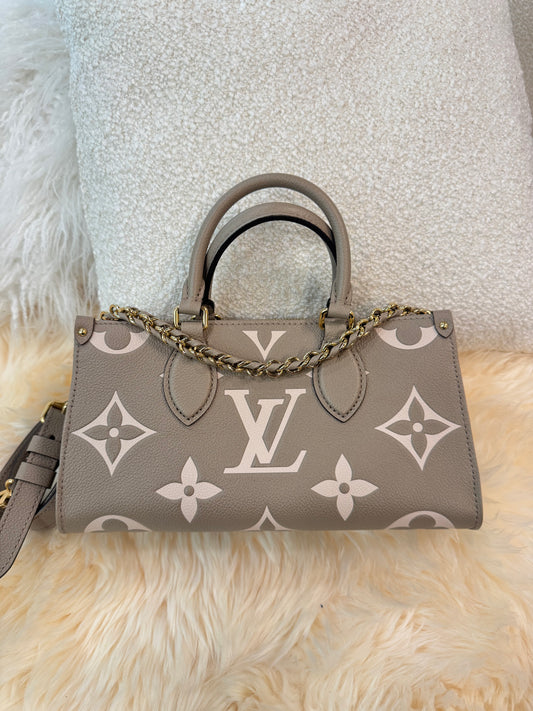LOUIS VUITTON ON THE GO EAST WEST