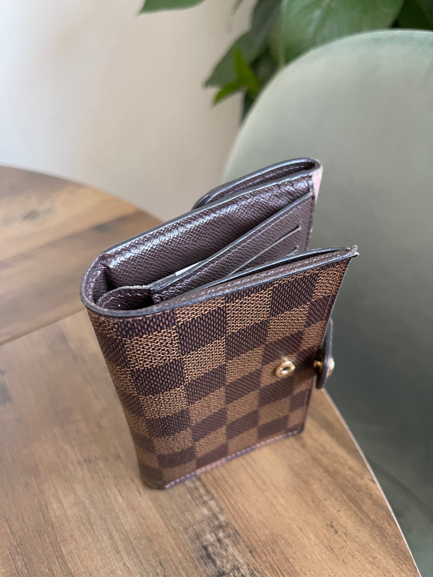 LOUIS VUITTON DAMIER EBENE WALLET