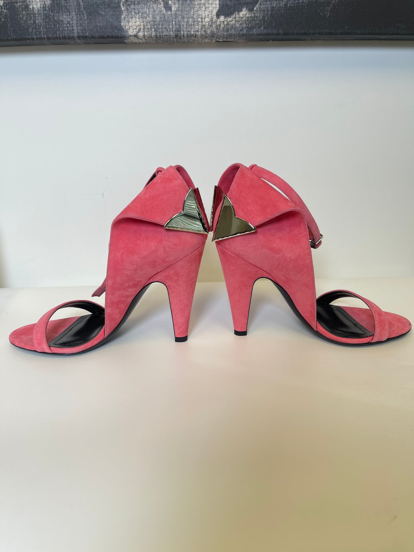 CALVIN KELIN SPECIAL EDITION PINK PUMPS SIZE 7