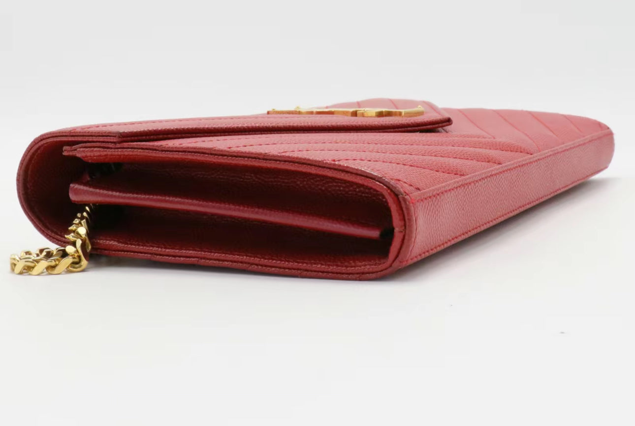 YSL ENVELOPE CROSSBODY RED WITH GOLD CHAIN