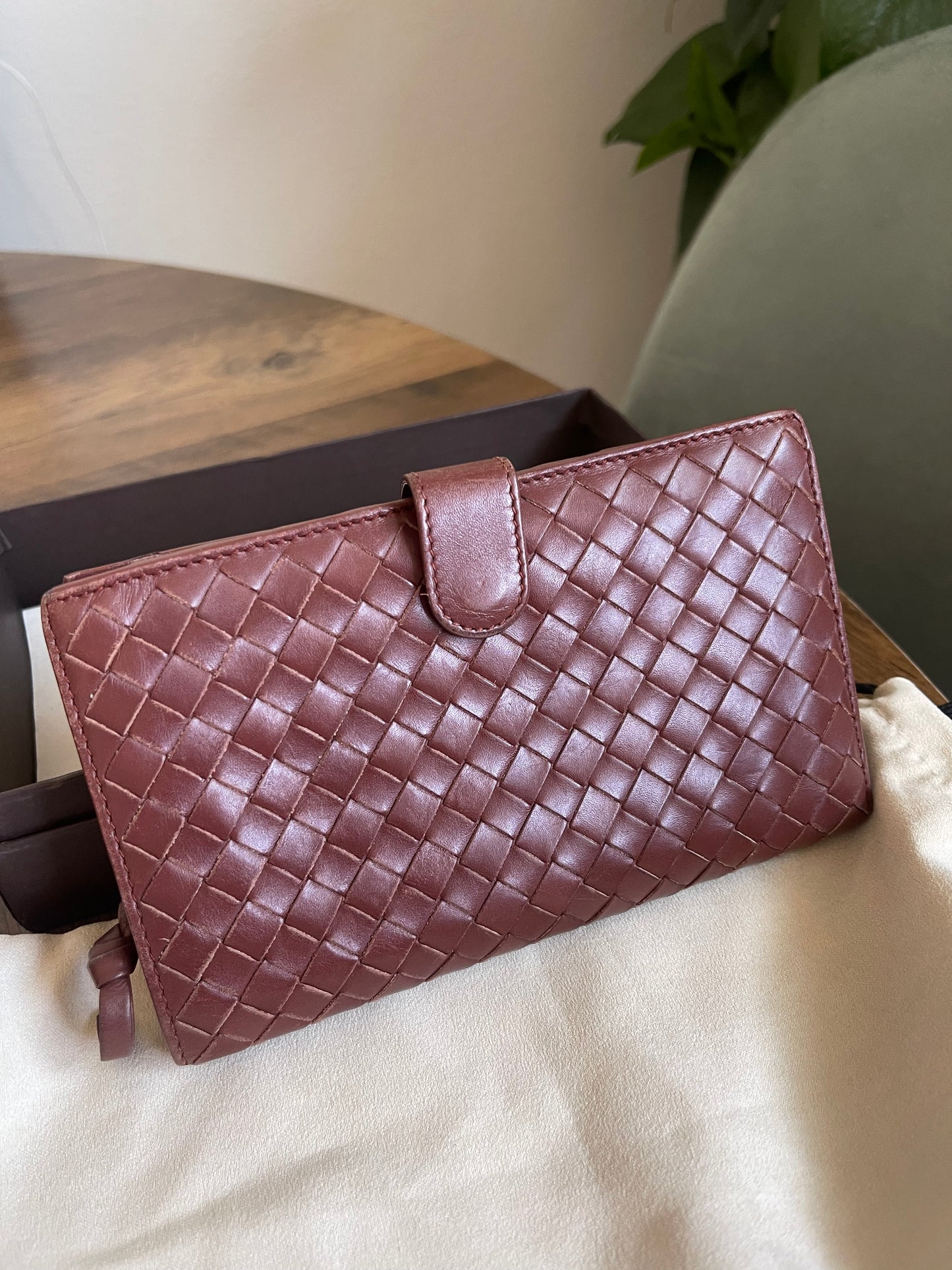 BOTTEGA VENETTA BROWN WALLET