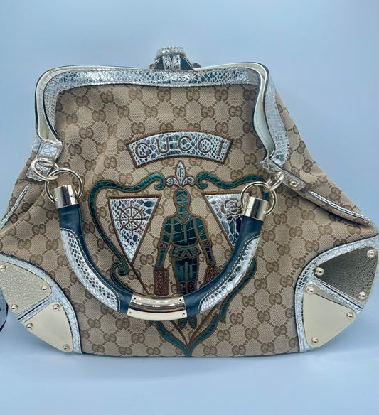 GUCCI MONOGRAM INDY SHOULDER BAG