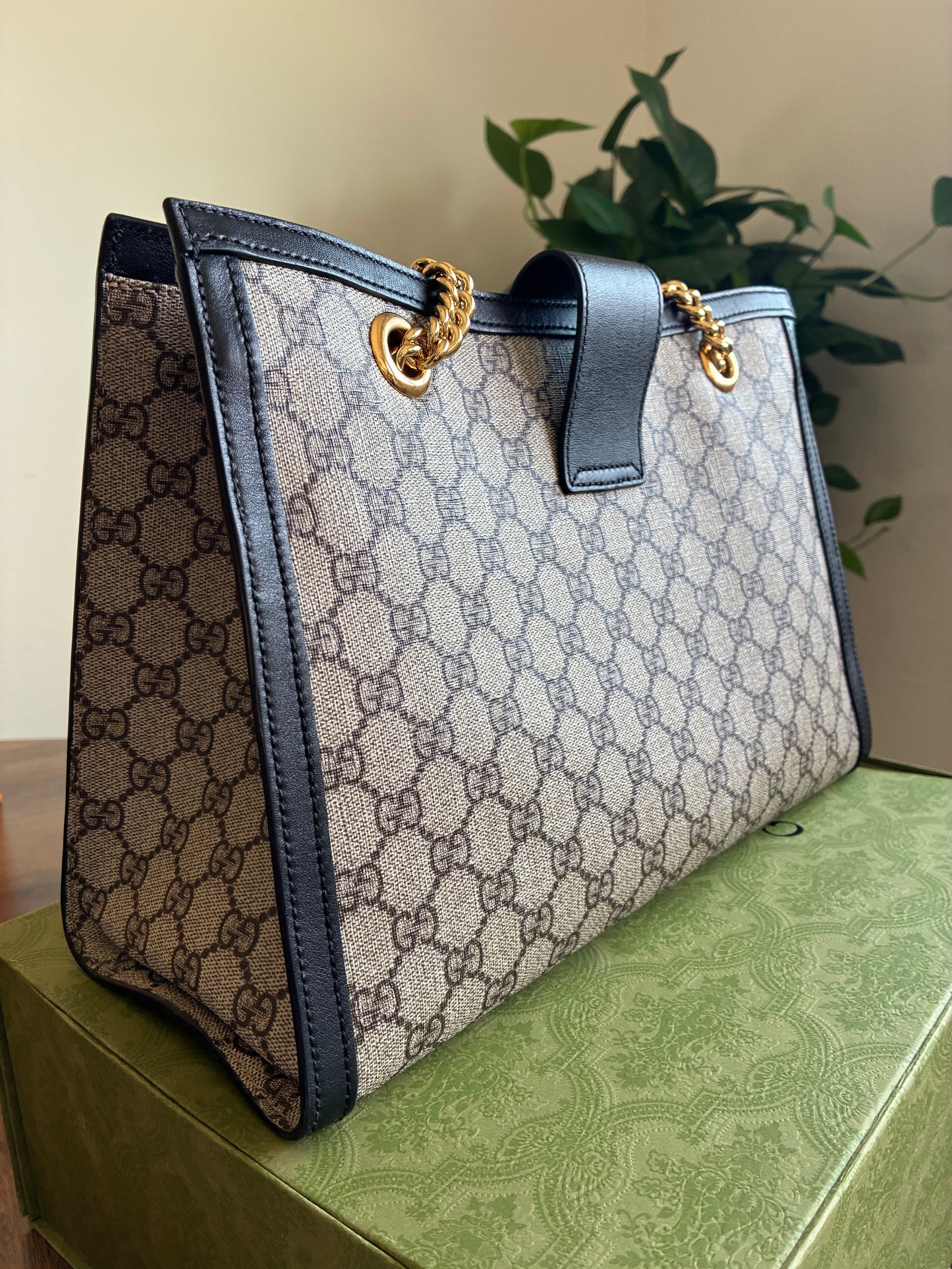 BLACK GUCCI PADLOCK TOTE