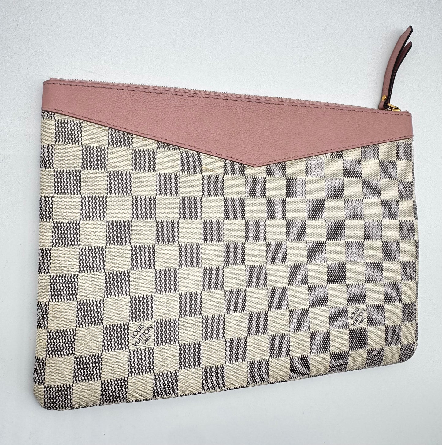 LOUIS VUITTON TOILETRY POUCH AZUR DAMIER PINK INTERIOR