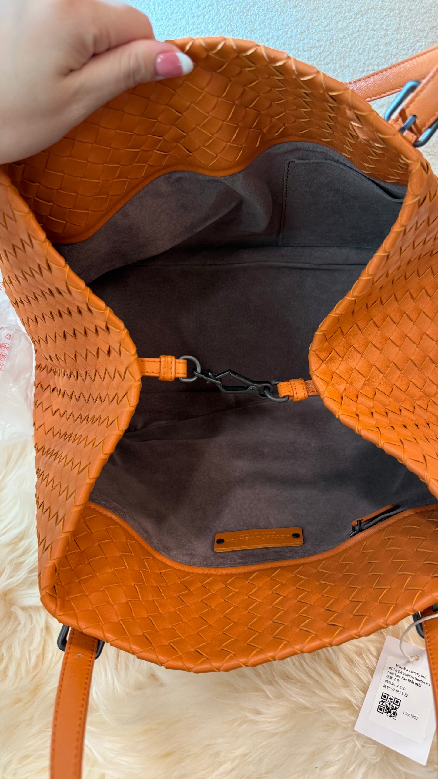 Bottega Veneta Intrecciato Medium Cesta Tote