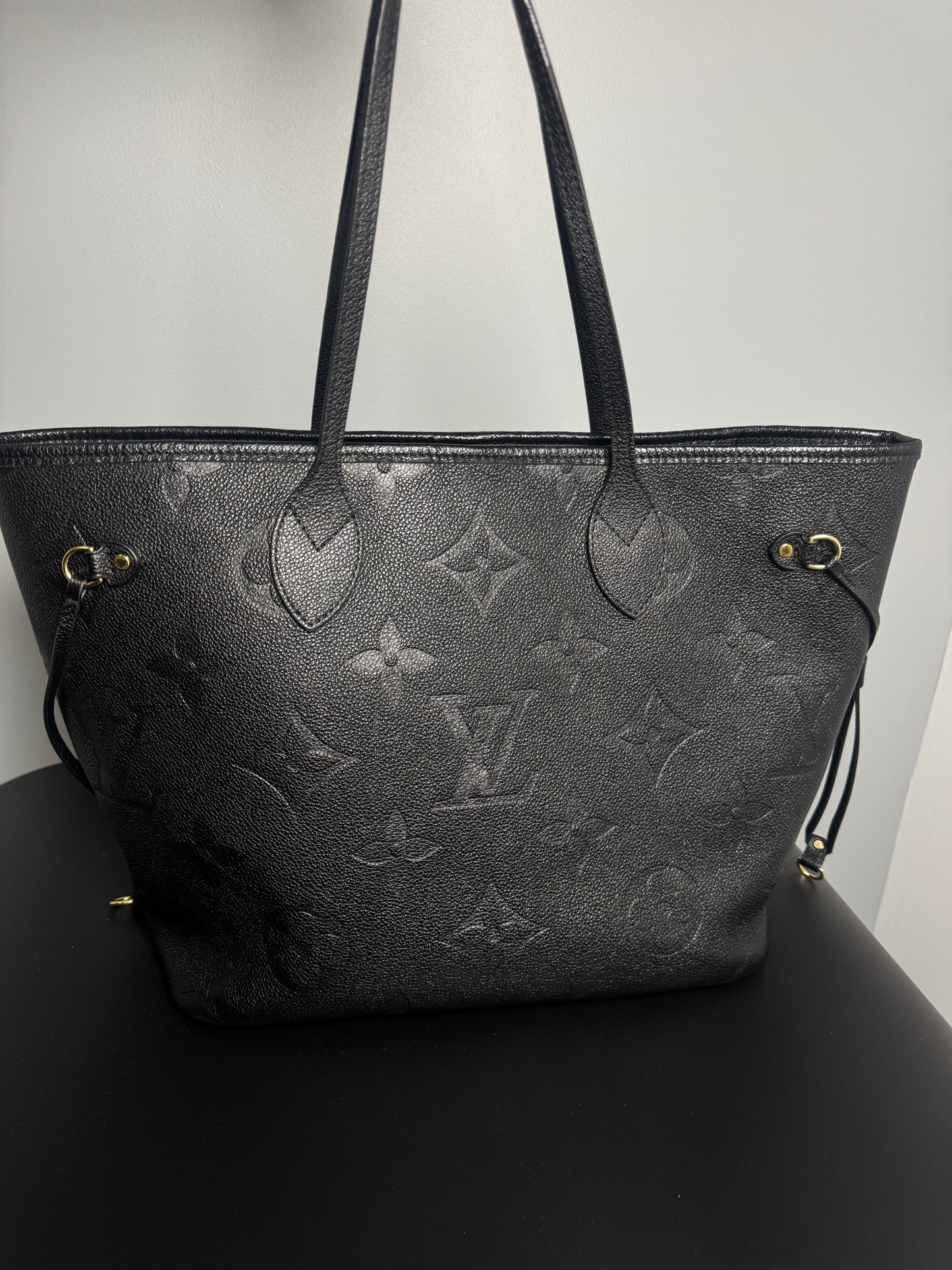 NEVERFULL EMPREINTE BLACK MM SHOULDER BAG LOUIS VUITTON