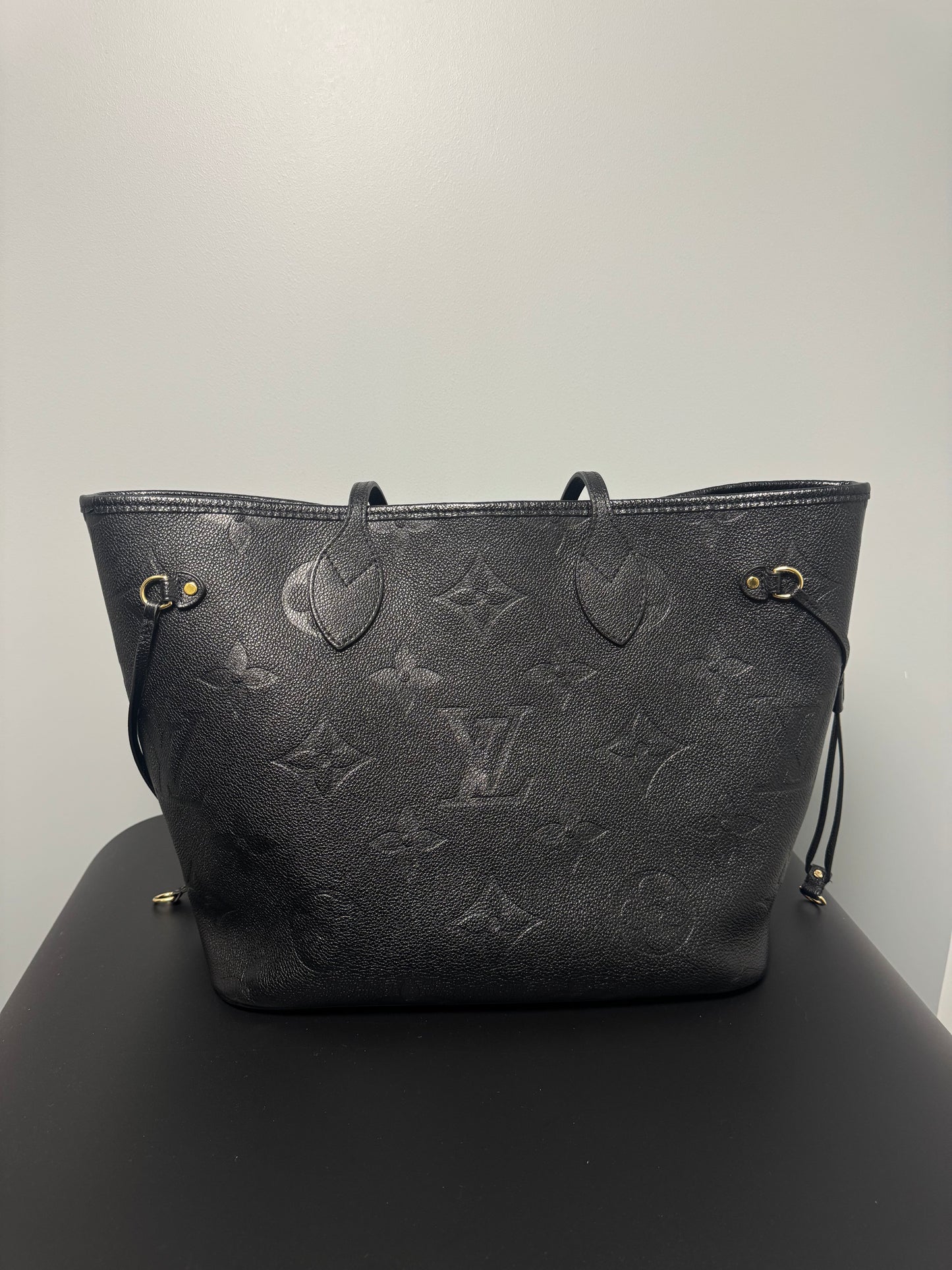 NEVERFULL EMPREINTE BLACK MM SHOULDER BAG LOUIS VUITTON