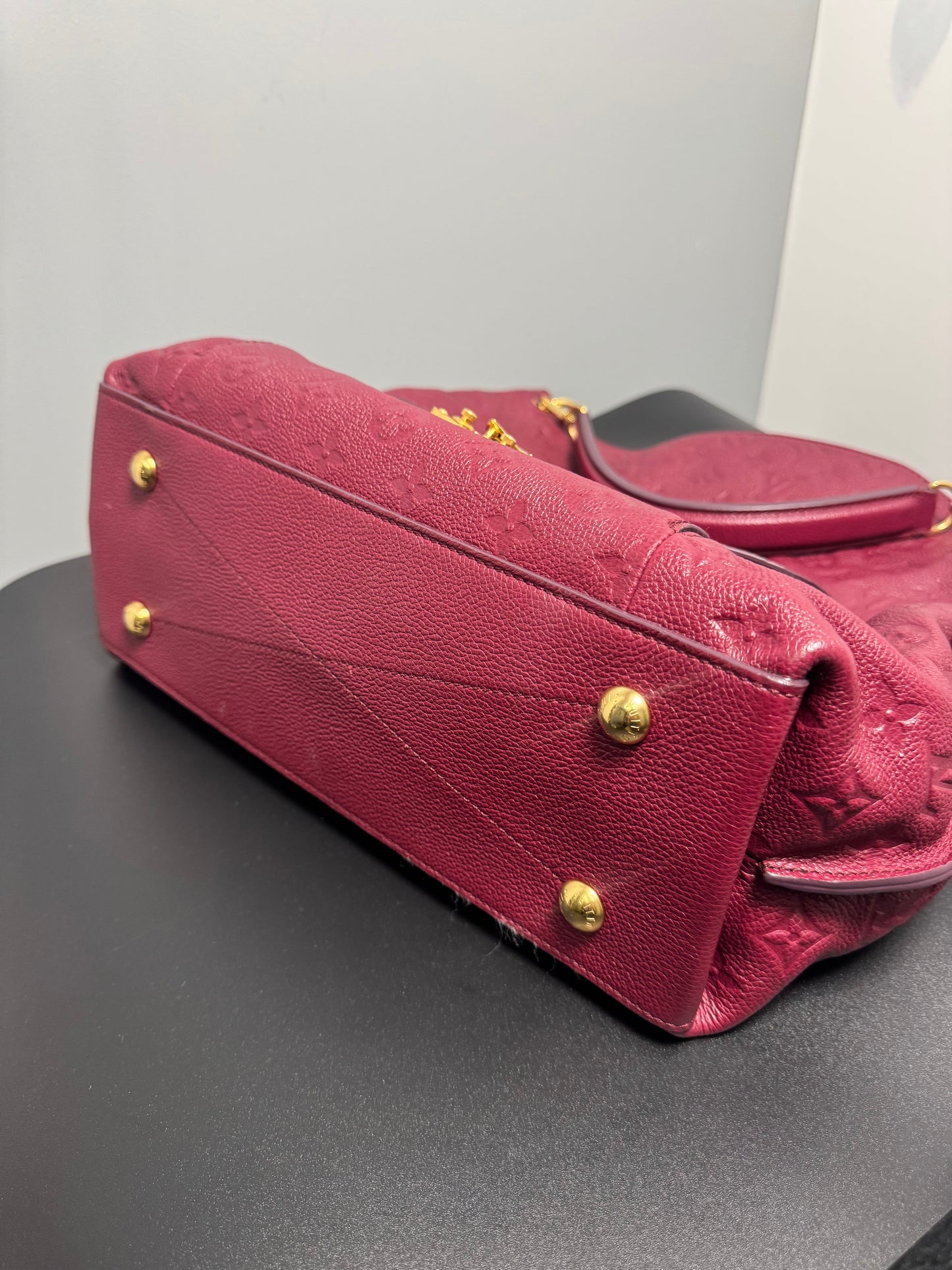 LOUIS VUITTON MAGNETA METIS HOBO BAG