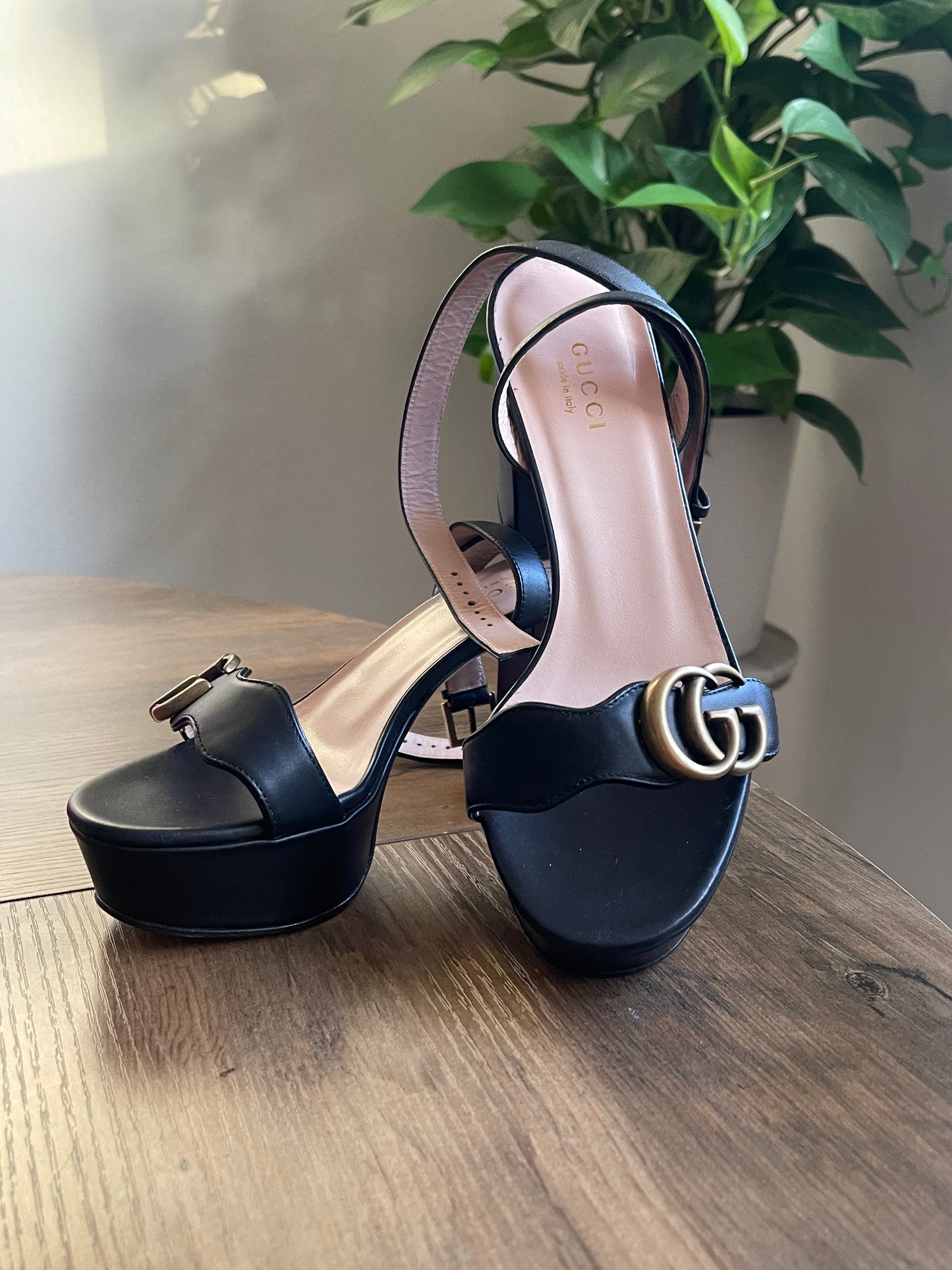 GUCCI DOUBLE G SIZE 5