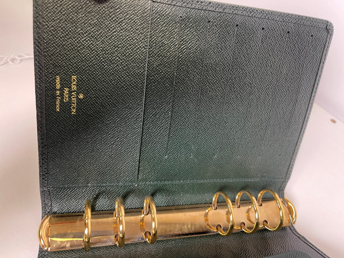 LOUIS VUITTON TAIGA AGENDA MM PLANNER